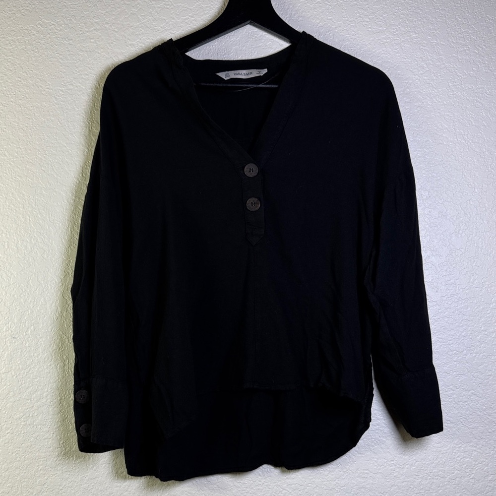 ZR Basic Black Button-Up Long Sleeve Top